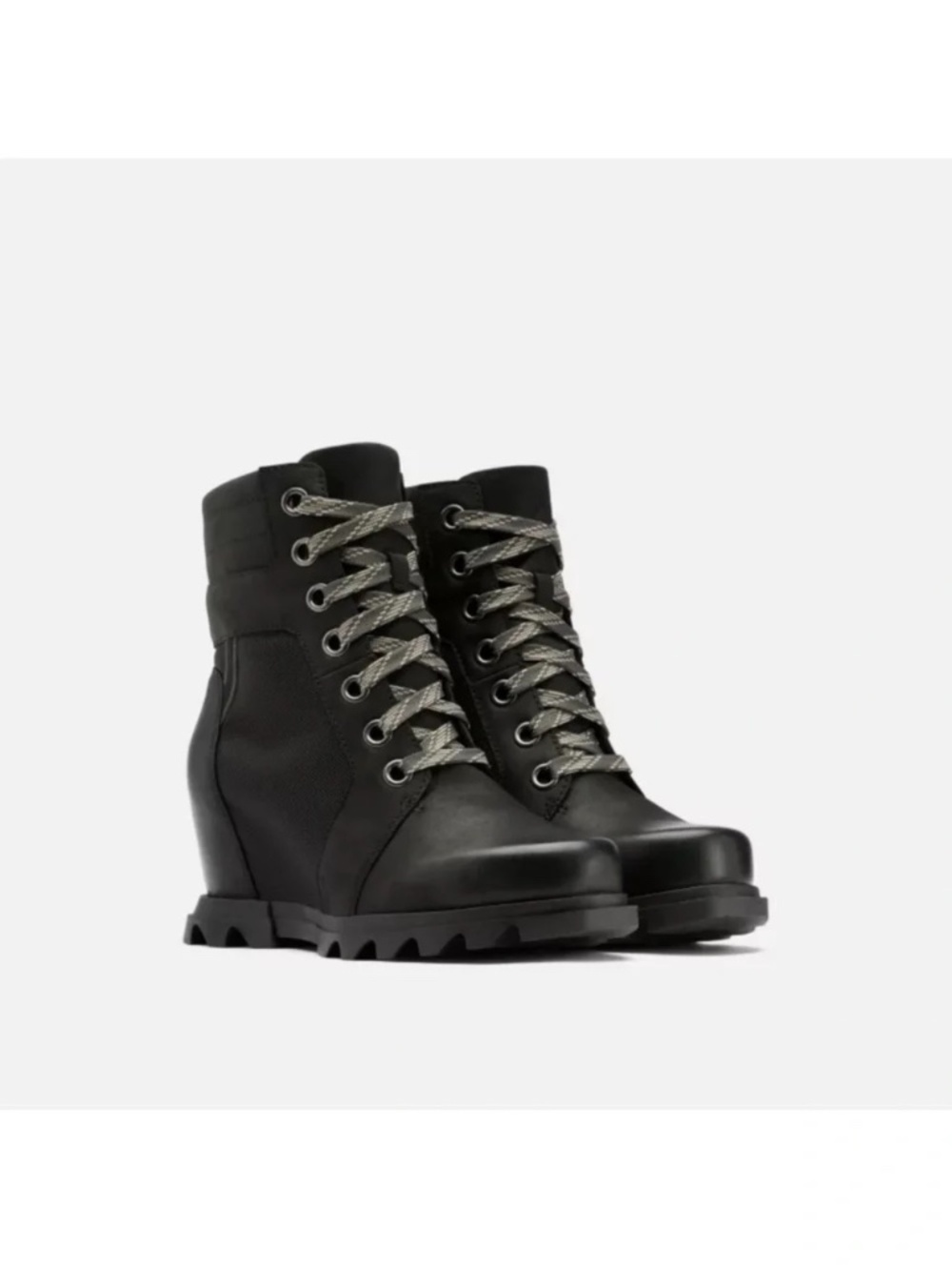 Sorel Joan Of Arctic Wedge III Lexie Boot in Black